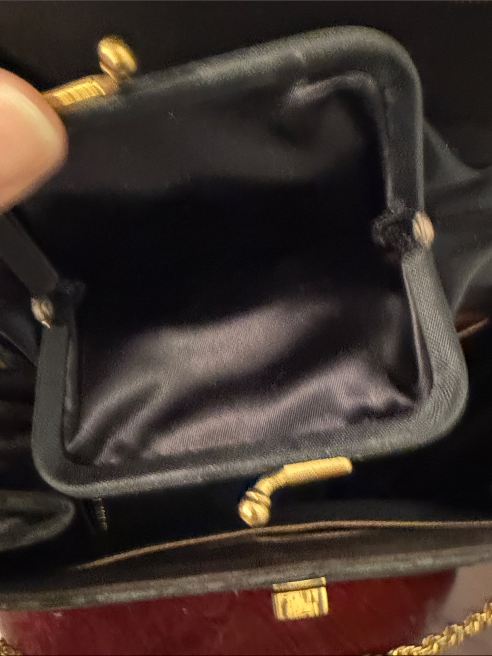 👛👛👛BOGOHO👛👛👛VTG Koret Black Floral-Embossed Chain Shoulder Bag - Picture 7 of 16